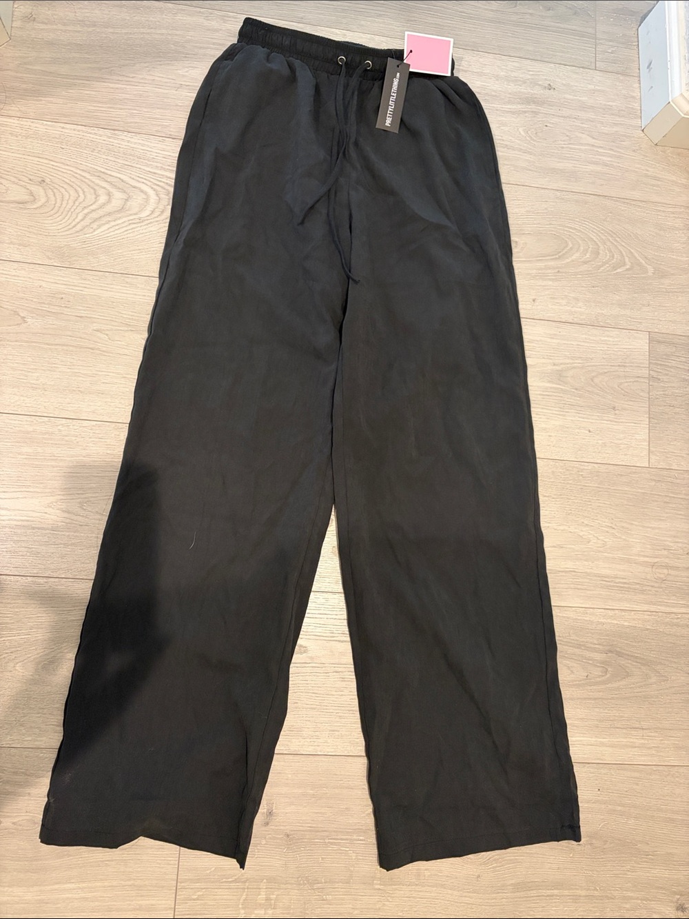 PrettyLittleThing Black Wide-Leg Drawstring Joggers